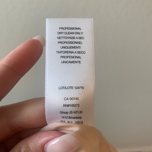 Amur Madame Crop Top - Picture 12 of 16